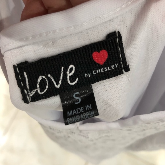 6/$20!!! Laced romper - Picture 3 of 3